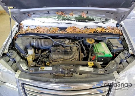 2015 Chrysler Town & Country Touring L from USA, damaged, VIN 2C4RC1CG4FR547381